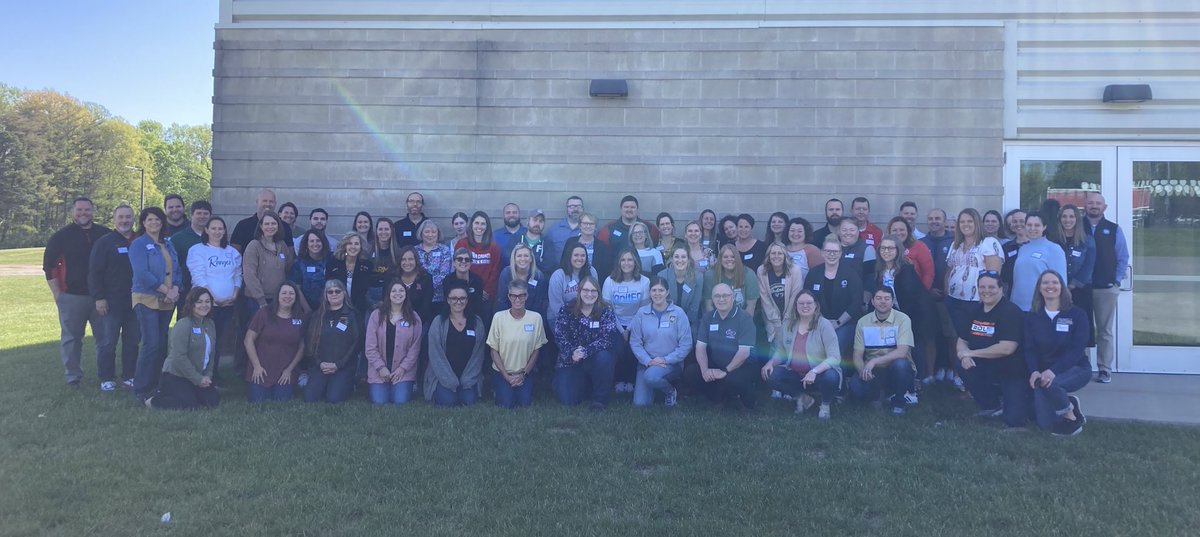 dianarsmith18's tweet photo. A beautiful day at Center Grove Innovation Center for Coach edCamp! #INeLearn https://t.co/N83RTKqHze