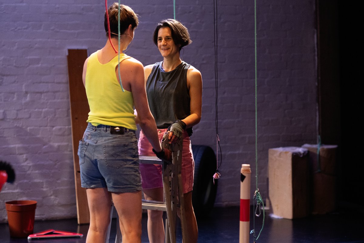 YardTheatre's tweet photo. Make tonight (or tomorrow) a Yard night with @irabrand and Freddie Wulf: a double bill of dreams! And booking for both shows makes it way cheaper for you as well, triple win! Annnd our drinks are some of the cheapest in Hackney Wick, quadruple win!

🔗 https://t.co/6P5t2HVX0J https://t.co/j3eHDJvQ5Y