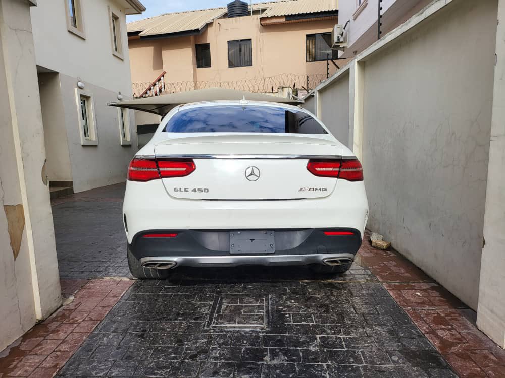 HarriFerrari_'s tweet photo. Mercedes-Benz GLE450 AMG
2016
3.0L, 6cyl Turbo

Few months used.
₦33,000,000 (negotiable)

📱09074854347
📍Lagos

IG: swaech_autos 

Pls RT 🤲🏿 https://t.co/YhgMw9CQXT