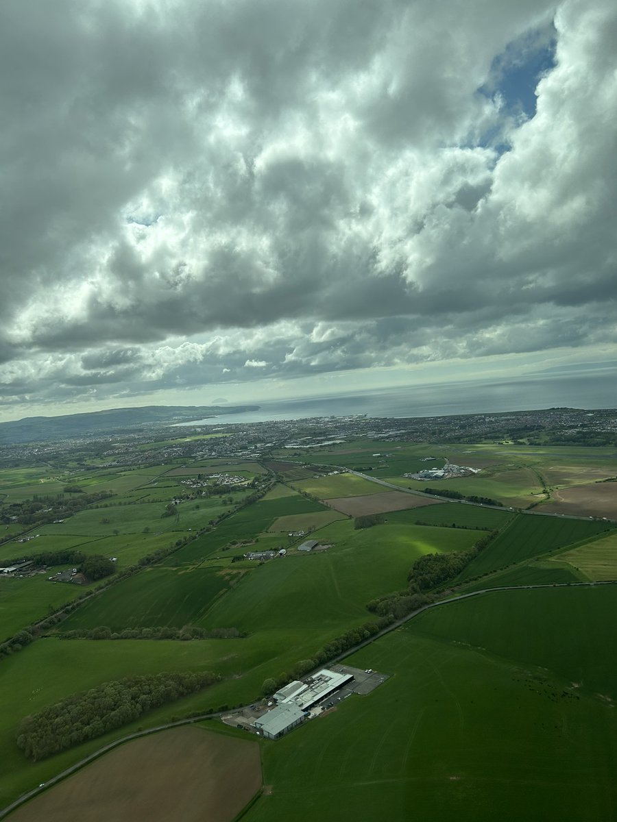 Ayr Force One mk II in the sky and enroute to watch the super <a href="/AyrUnitedFC/">Ayr United</a> 
#WeAreFlying