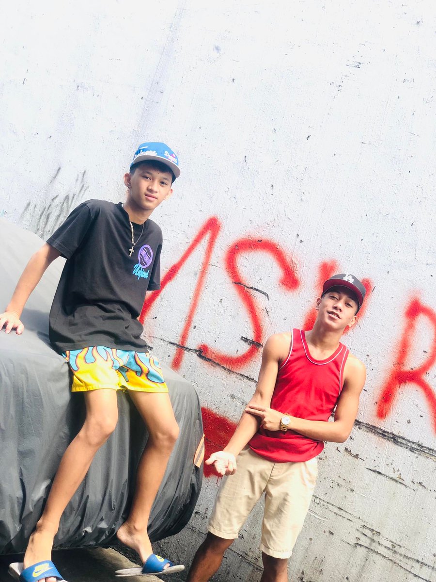 HaringP4UL's tweet photo. AKALA MO ATA MABABAET TAO SA HOOD KO 🤟🤟 @keybagets25 https://t.co/etC9F1pyin