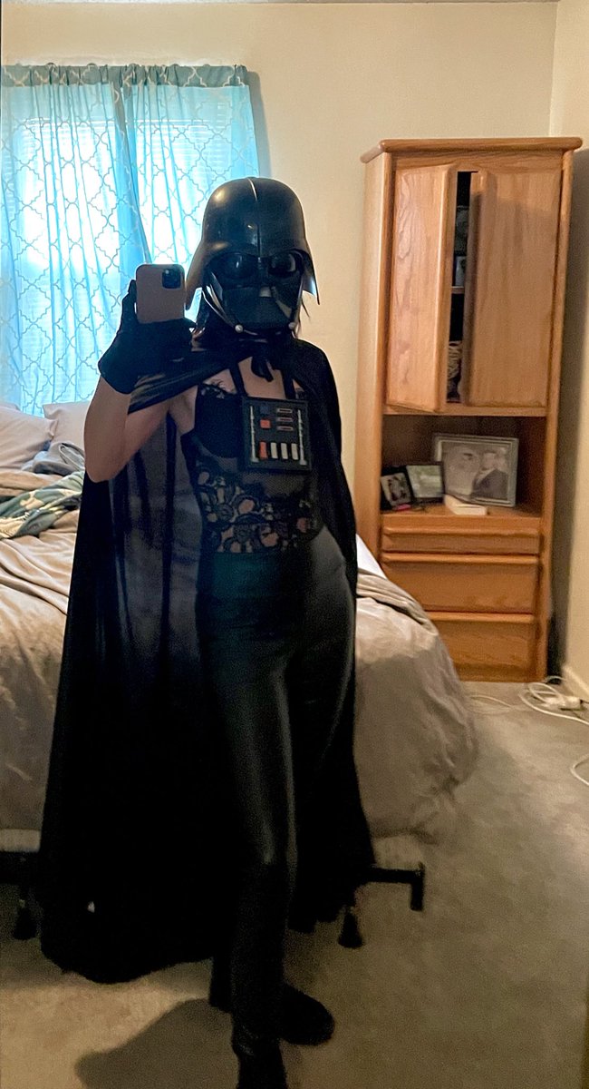 megskyrenobi's tweet image. Happy Revenge of the Fifth! 😈