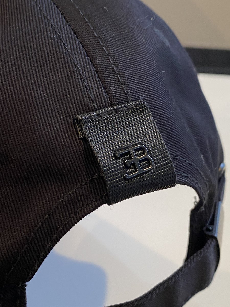 Loving the Asprey Bugatti caps. Only for AB holders. Being posted out to all AB holders as a complimentary gift 🎁