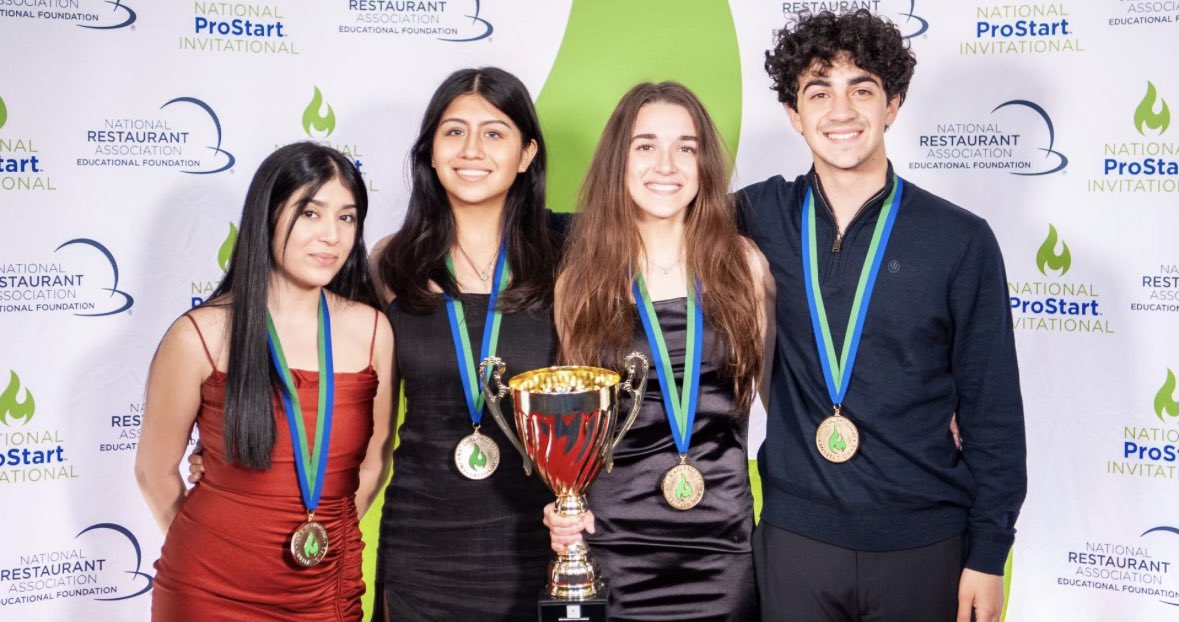 Congrats to CT’s very own Restaurant Management Team from Wilbur Cross High School, they won the National Championship at the National ProStart Invitational in Washington, DC last night! 

First <a href="/UConnMBB/">UConn Men's Basketball</a>, then <a href="/QU_MIH/">Quinnipiac Men's Ice Hockey</a> and now <a href="/Wilbur_Cross_HS/">Wilbur Cross HS</a> 🏆  

#ConnecticutProud