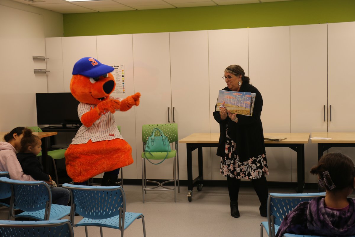 LCSDOfficial's tweet image. The Liverpool Central School District would like to take one more opportunity to thank all those who attended last week&apos;s Bresnahan Book Award Ceremony at the Liverpool Public Library.