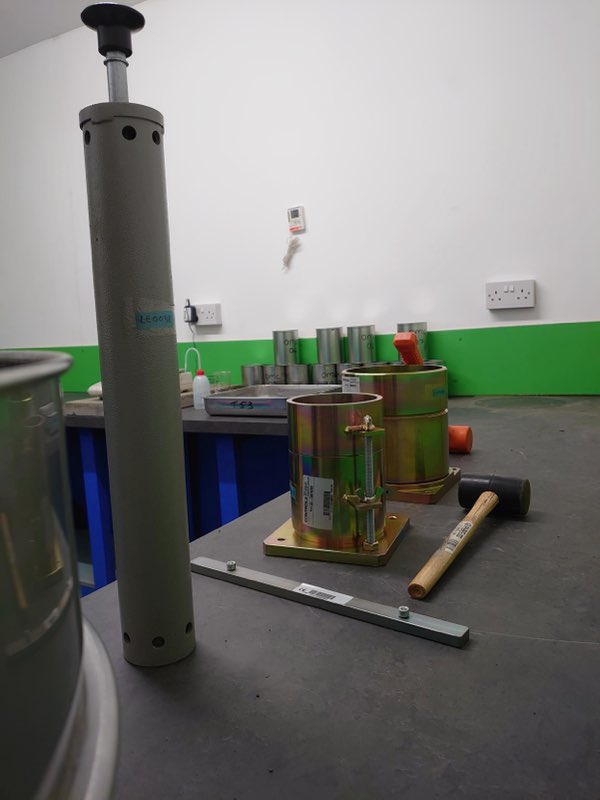 EarthTestLabs's tweet image. NEW LABORATORY OPEN: 

For all enquiries, please contact one of our team through the options below.

EarthTest.co.uk
info@earthtest.co.uk 
01506 300999

#laboratory #geotechnicaltesting #materialstesting #sitetesting #earthworks #insitutesting #testing #team #quality