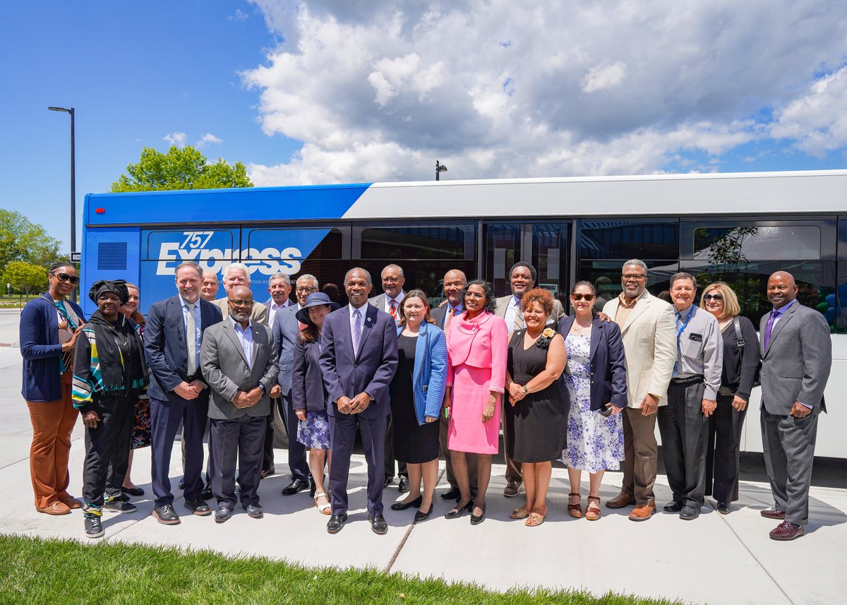 gohrt_com's tweet photo. HRT held a ribbon cutting ceremony for the grand reopening of the Hampton Transit Center today. HRT utilized a $3.5M Smart Scale grant to increase parking, add shelters, and new bike amenities. HTC will service our newest 757 Express Route 114 starting May 15. #gohrt #757Express https://t.co/PuIilFv9XD