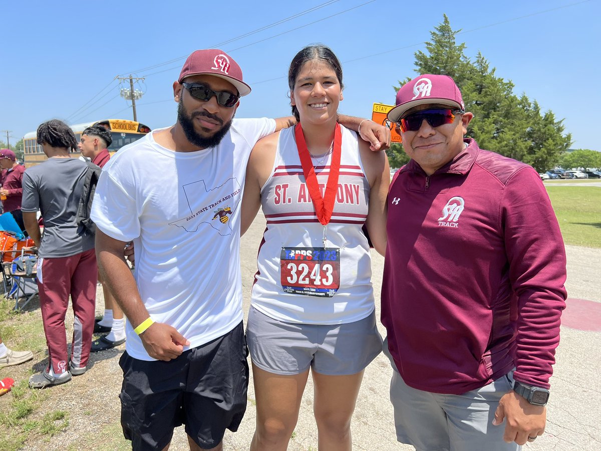 CoachReyes7's tweet photo. TAPPS 5A State Runner-up!!!!! 🥈
Shot-put 37’8”
@StAnthonyCHS_TX 
@TXMileSplit 
@TAPPSbiz https://t.co/FUocvYrGmq