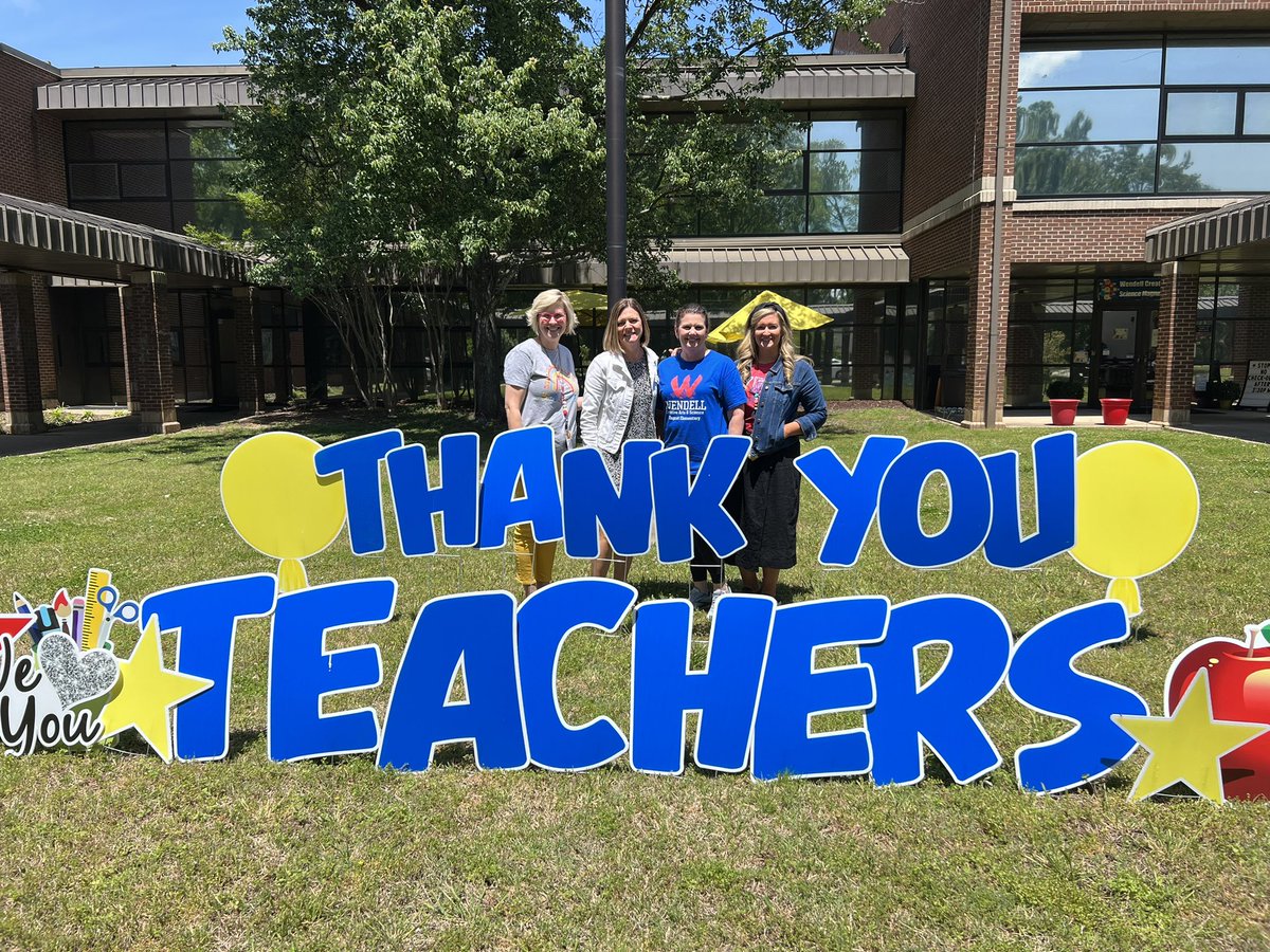 talleyevans's tweet photo. We sure felt the love all week! Thankful for my kinders, their amazing parents and our wonderful PTA! @WendellMagnetES #wesstrong https://t.co/wUkdYcOYJ3