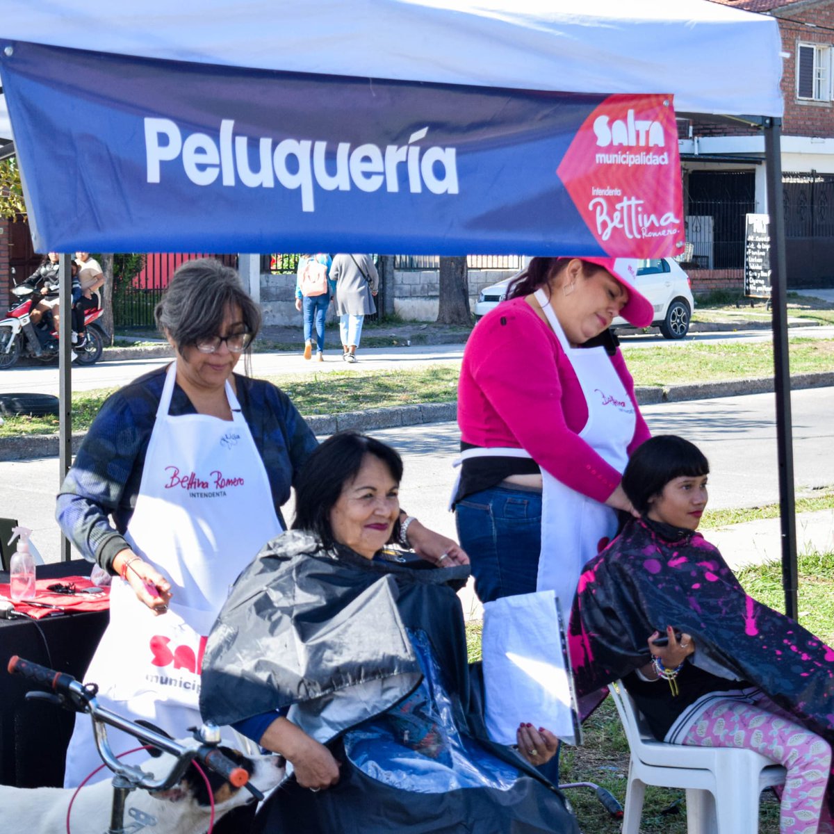 ✅🏘️ Este sábado acercaremos servicios a los vecinos de los barrios Ciudad del Milagro y Ceferino

✔️Licencias de Conducir
✔️Financiamiento para emprendedores a tasa 0.
✔️Defensa del consumidor 
✔️Consultorio jurídico, contable
✔️Oficina de Empleo
✔️Asesoramiento en discapacidad