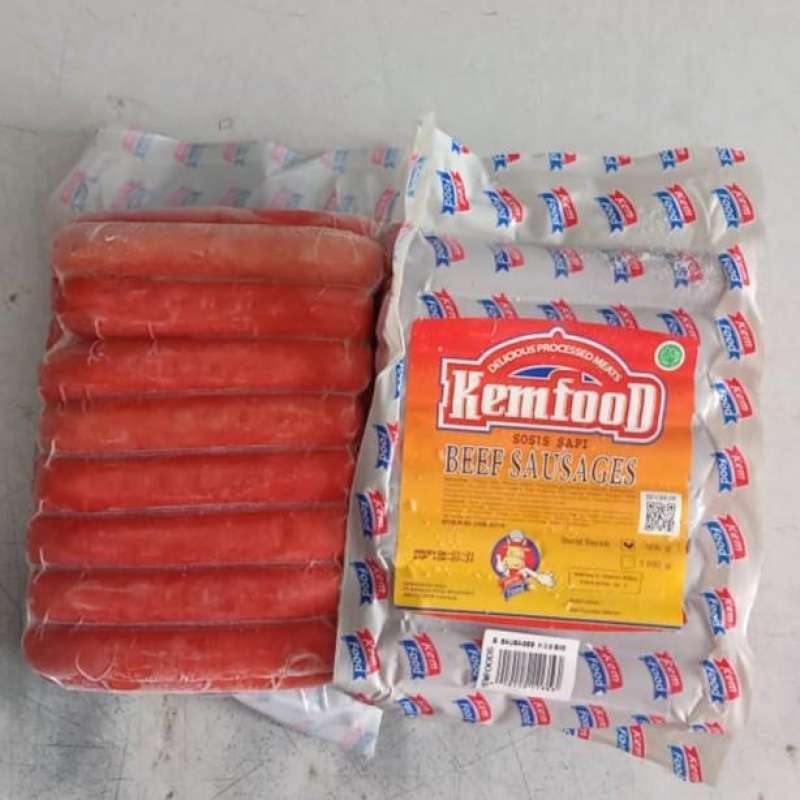 BitoAlam's tweet photo. @tanyakanrl Kalau belinya di Transmart atau Superindo yg belinya kiloan. Itu merk kemfood produknya alm. Bob Sadino. Luarnya merah dalemnya putih. https://t.co/otGWfMec0F