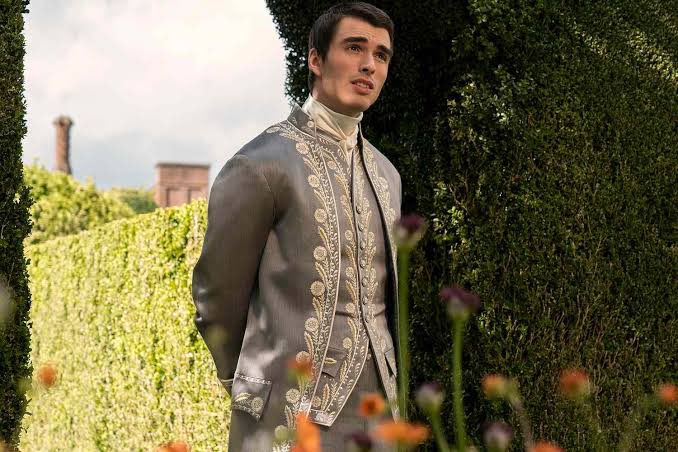 COREY MYLCHREEST AS KING GEORGE IN QUEEN CHARLOTTE A BRIDGERTON STORY SO SO FINE😍😍