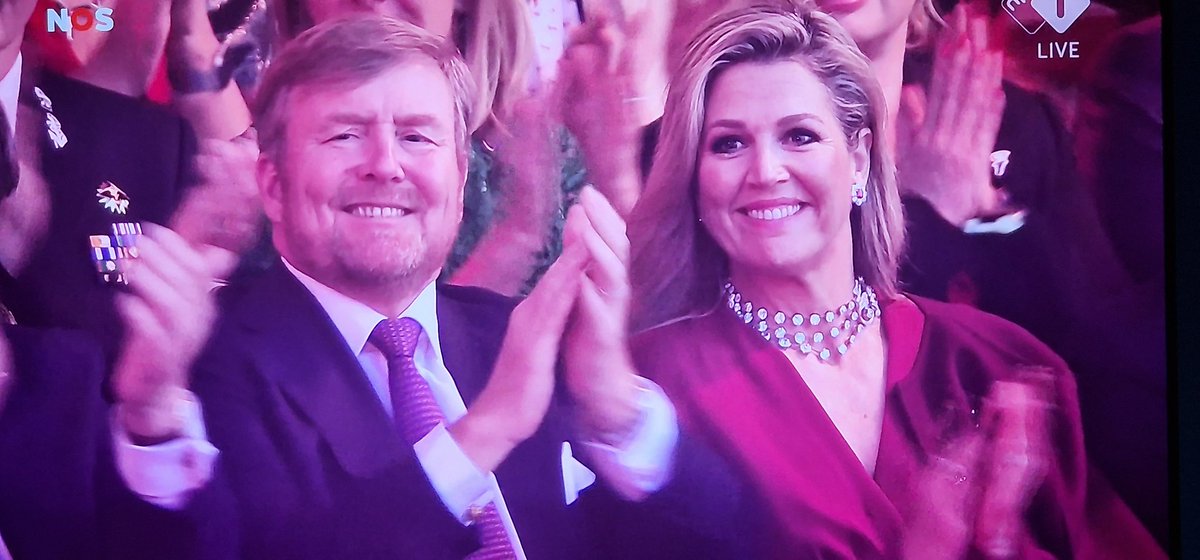 marcelbar8's tweet photo. Gewoon jezelf kunnen zijn.
Als Syriër in Nederland.
Als danser.
En nu als Nederlander.
Krachtig! 
Onverzettelijk....

#Bevrijdingsconcert
#Bevrijdingsdag https://t.co/MOykG8sadA
