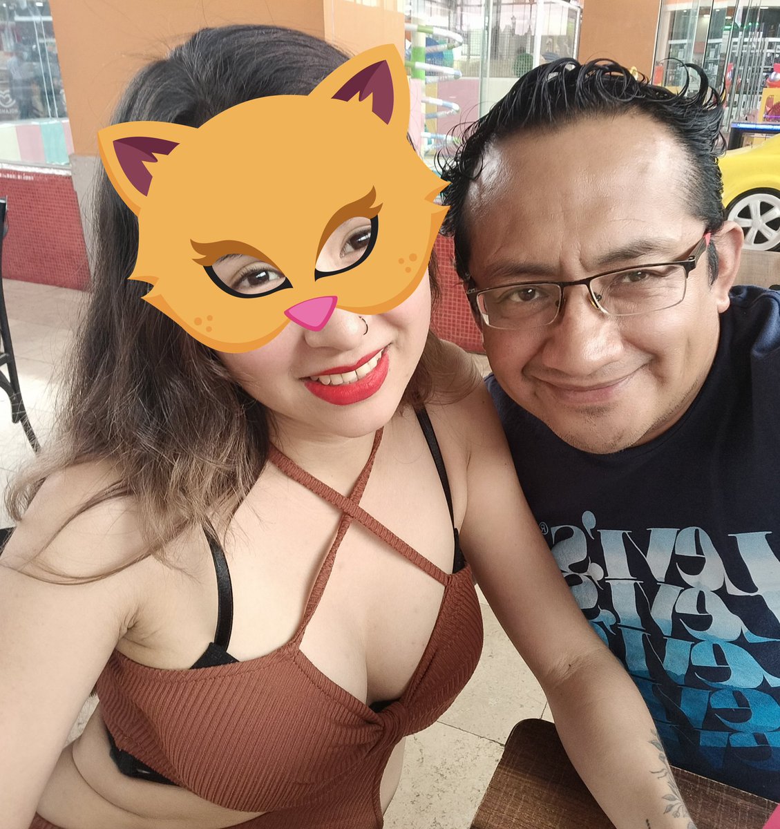 papa_elefante's tweet photo. #Cheleando Con
@DiBedisw una #Flakita sexy 🤤 https://t.co/B6KSveRGuC