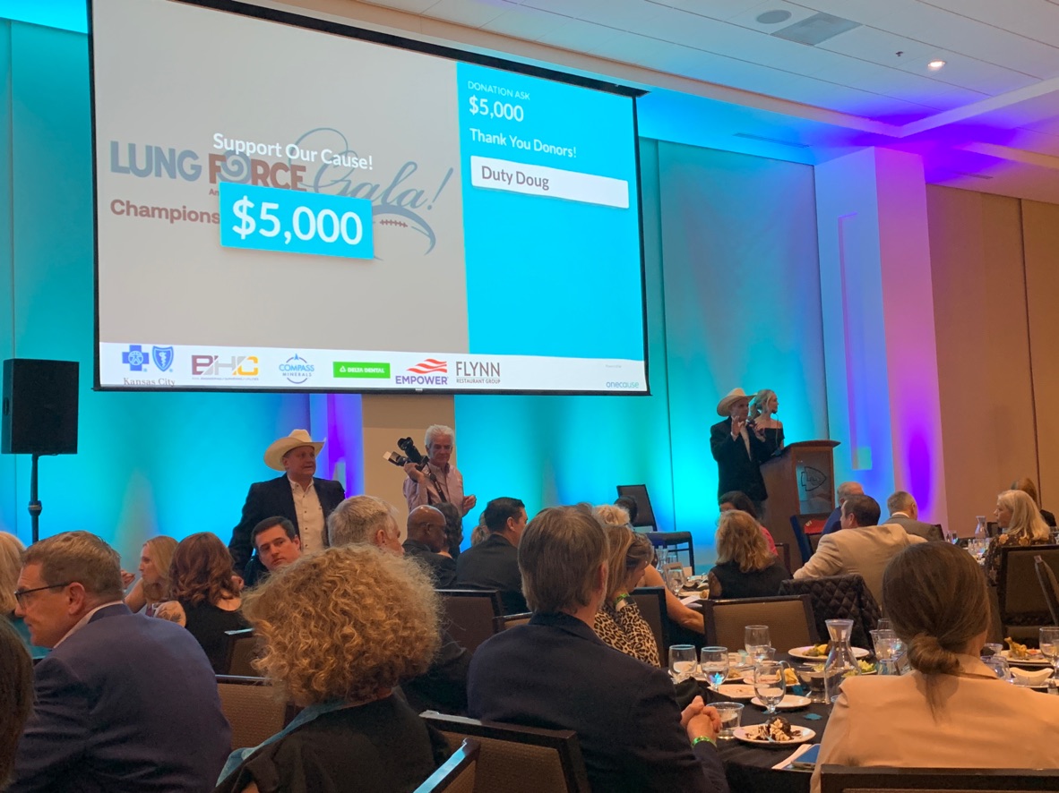 BHC_ENG's tweet photo. BHC served as a turquoise sponsor at last night's @LungAssociation Lung Force Gala at Arrowhead Stadium! What a fun night supporting and raising money for the fight against lung disease. #LungForceGala #LungDisease #NoProblemPlace https://t.co/v6mXJUS5Z4