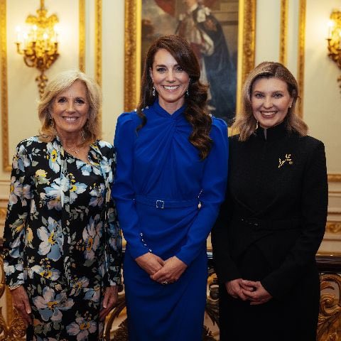 Kate Middleton posted on social media a photo with Olena Volodymyrivna Zelenska and Jill Biden, the first ladies of Ukraine and the United States who arrived in the UK to attend the coronation of King Charles.

A cryptic message to anger Russia’s Putin and his supporters online.