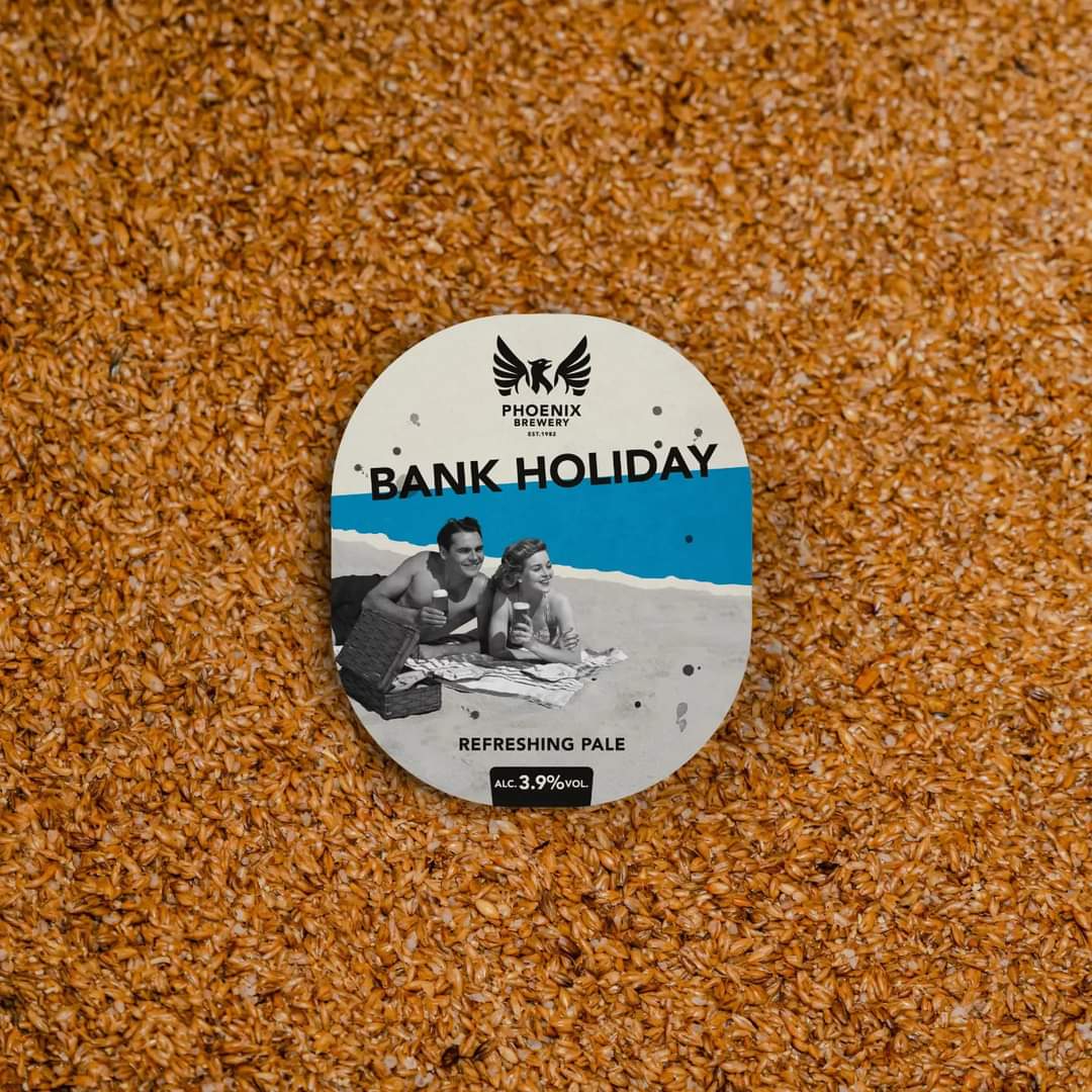 Nice of Charlie to pop by the Brewery, before the big day...even mucked in cask washing! 🤣🍻👑

Enjoy the Bank Holiday!