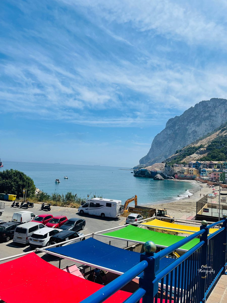 Bask in the Mediterranean sun 🌞 while admiring the stunning views of Catalan bay…. 

#photo #picture_to_keep #picturesque #catalanbay #gibraltar #travel #travelphotography #explore