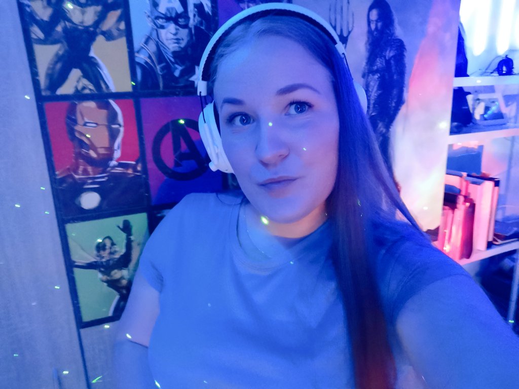 Fanta Fridays! playing walking dead and fortnite today😋😁 I'm live now -> twitch.tv/FantasyNr1 !!! 😍 #twitch #fortnite #playing #friday #fridaynight #supportstream #live #letsgo #happy #hello #friday #SupportSmallStreamers #streaming #live #hello #happyfriday #twitchtv