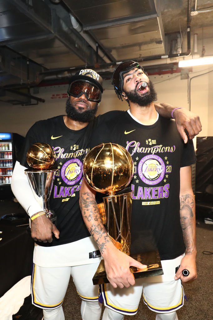 one day an NBA season will start and these two won't be on the Lakers anymore.. Don’t take them for granted.