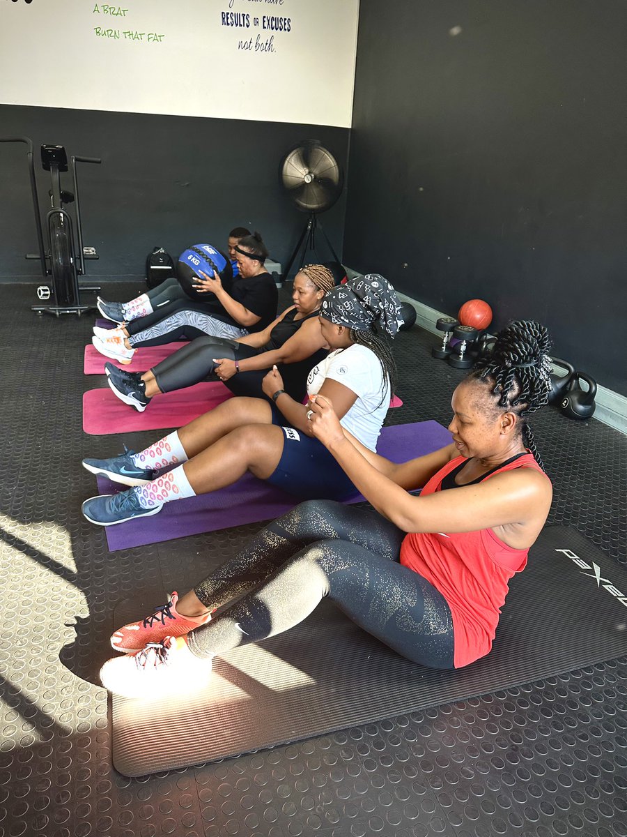 audas_vanschoor's tweet photo. Come join us tomorrow๐๐พโโ๏ธ
A v s S t u d i o ๐
7AM โ๏ธ
FIRST SATURDAY IN MAY ๐๐พโโ๏ธ
#Avsfitness #SweatyBootcamp #TeamAvs #Functionaltraining #PAYINMAY https://t.co/RYS4ToXUwb