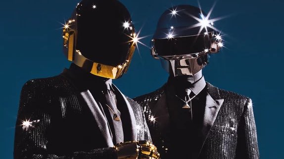 Fake Showbiz News tweet media