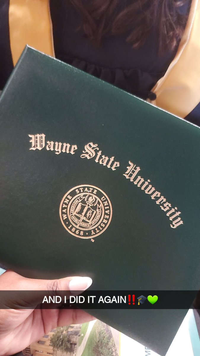 JayHars10's tweet photo. Introducing a MASTER of Social Work, Jayla Danielle Harsten, MSW 👩🏾‍🎓✨️📚 #QueenShitOnly #SocialWorkTwitter https://t.co/unk7tAJzUo