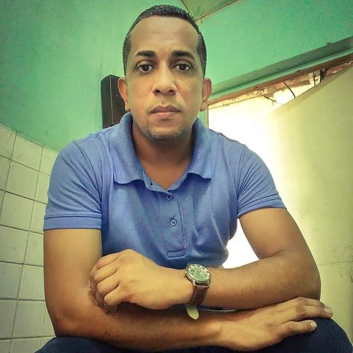 Denisalfon5689's tweet photo. #NuevaFotoDePerfil https://t.co/9h2BMhVdqy