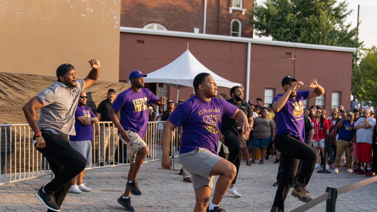 We ♥️ how Legacy Festival brings our community together! 

Swipe to see some of our favorite snapshots of community from The Black Wall Street Legacy Festival 2022! 

Who’s joining you at Legacy Fest 2023 👀 #legacyfest #legacyfest2023 #blackwallstreet #community #tulsa