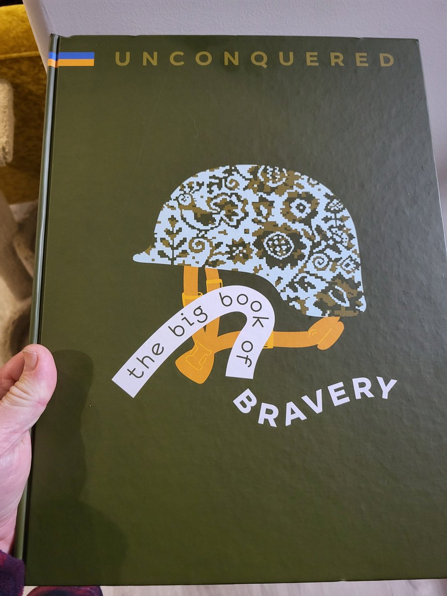 @MadeWithBravery #NAFO #NAFOfellas This just came today. I am very happy with this book. It has more of the past history than I thought. There are lots of information snippits of the past and recent actions. Support Ukraine check out Made with Bravery and @U24_gov_ua