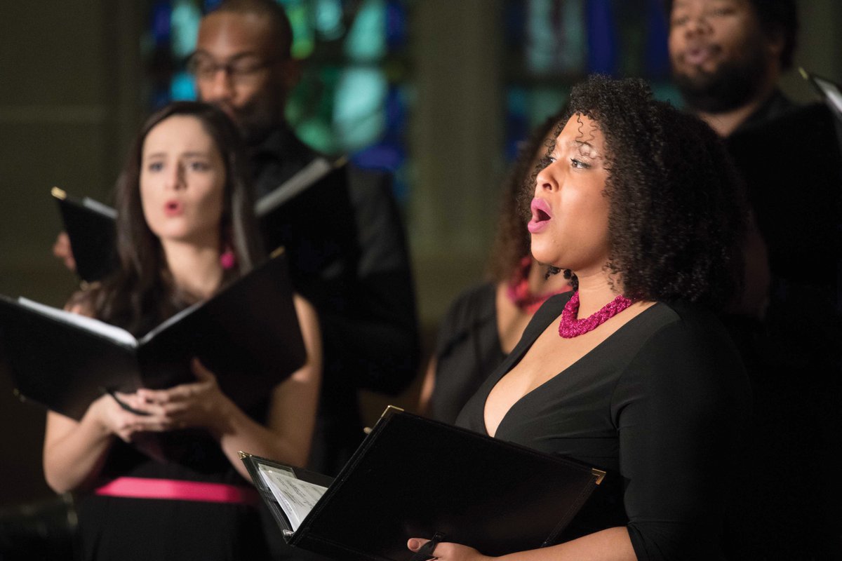 SphinxOrg's tweet photo. 📣Join #EXIGENCE, a choir of Black & Latinx vocal artists, in a social justice-themed concert with Eugene Concert Choir & Orchestra on May 7, 2023, at 2:30 p.m. Don’t miss this unforgettable concert! 🎟️Tickets at https://t.co/nwh0rrN5Ir ⬅️ #ConcertForJustice #DiversityInTheArts https://t.co/PSIuajEBQS