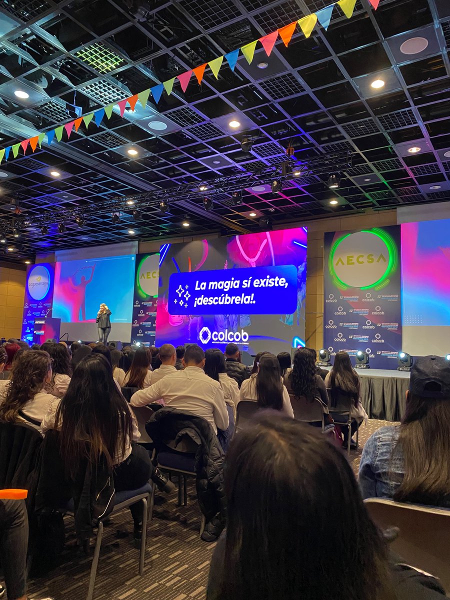 puldpaol's tweet photo. @Colcob_Colombia #EncuentroColcob ✨🤍 #Serlefin @caroangaritab https://t.co/NfmVoiaIip