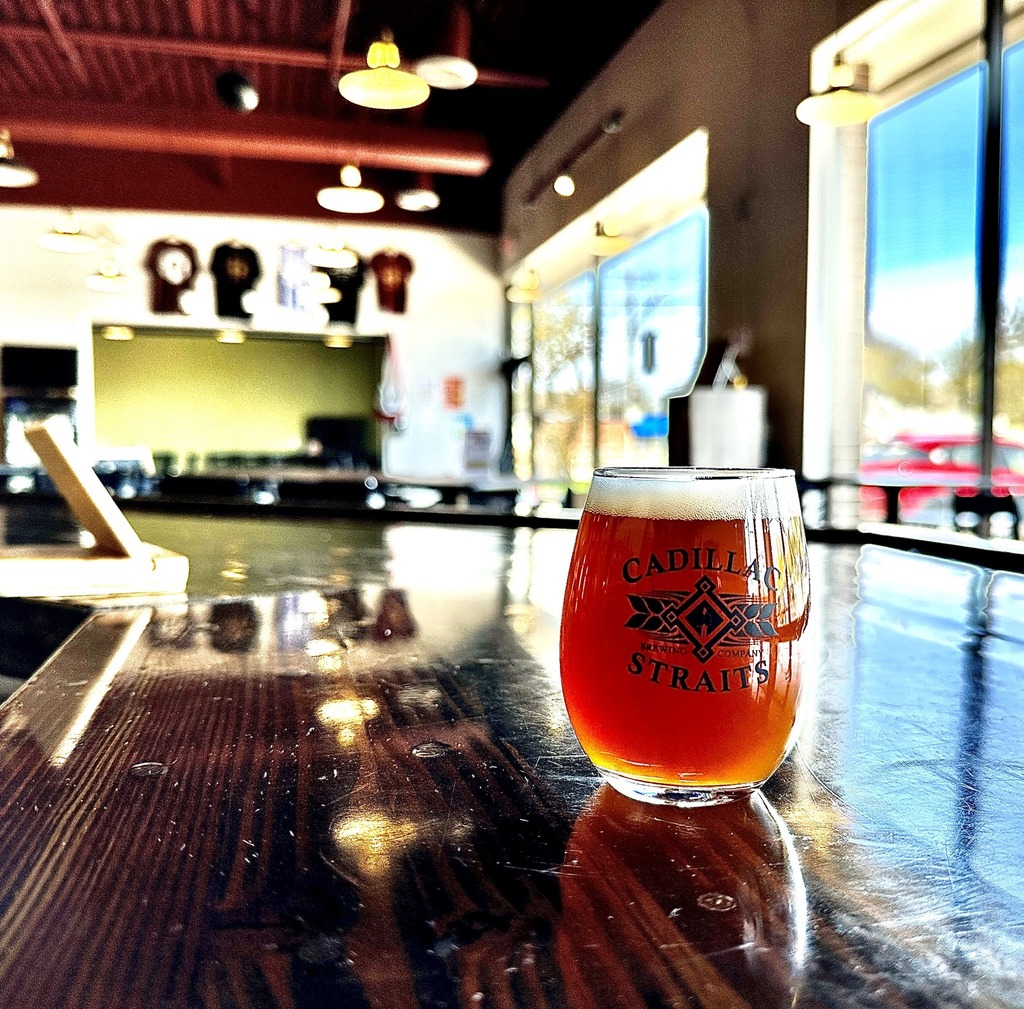 Happy Cinco de Mayo! In case you missed it, we did tap our Mexican Lager (Viva Puebla) a couple days ago, but here's another favorite returning for your celebration!

🤎 BLUEGRASS HERO - Kentucky Common 
Virtually forgotten until recently, the style "… instagr.am/p/Cr32rogtZKn/