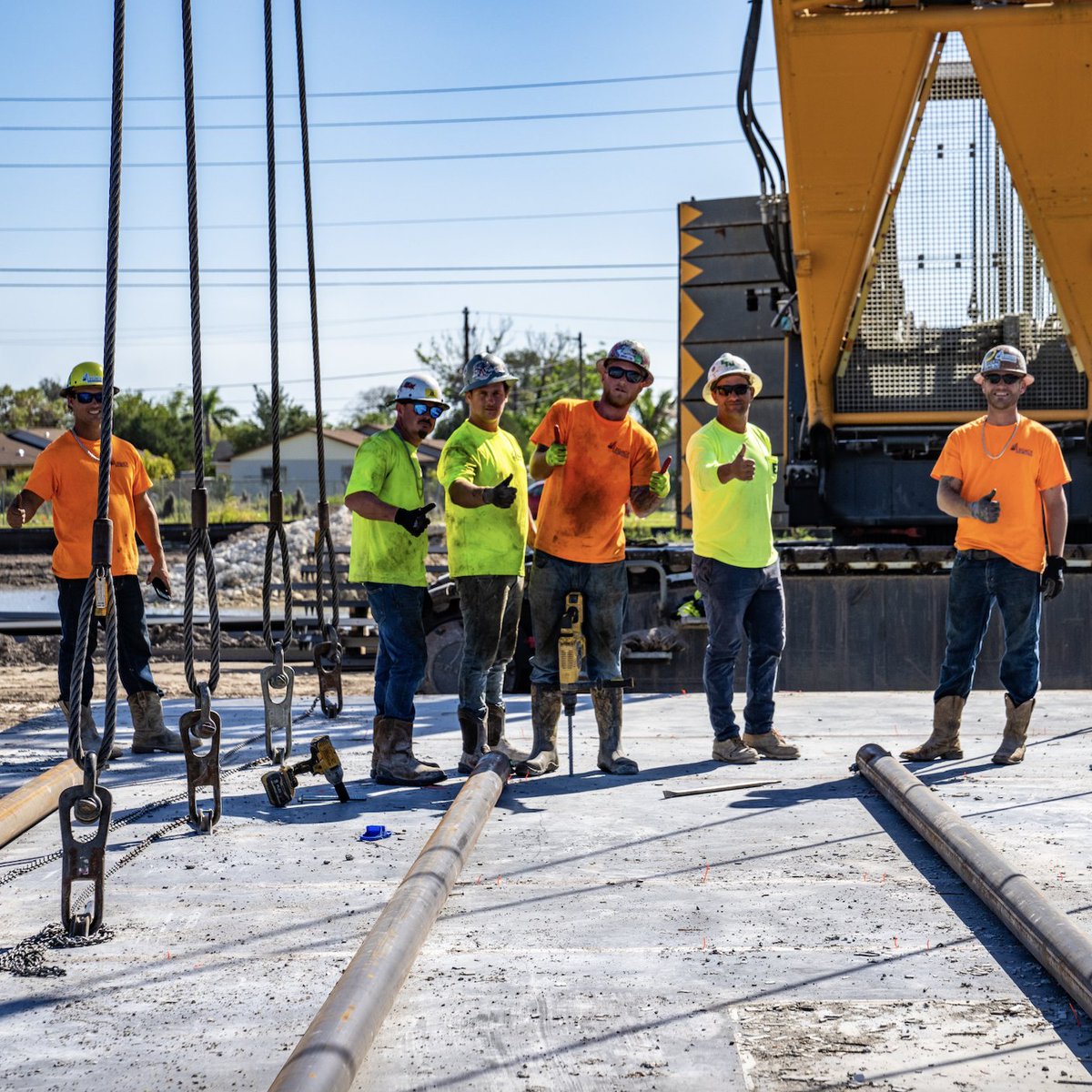 EastWestbrook's tweet image. It is our duty and commitment to send every team member home safely every day. 👍

With accountability and continuous training, we make every week of the year #ConstructionSafetyWeek.

#ComplexConstruction #ConstructionTeam #ContractingTeam #Safety #StartSafeFinishSafe