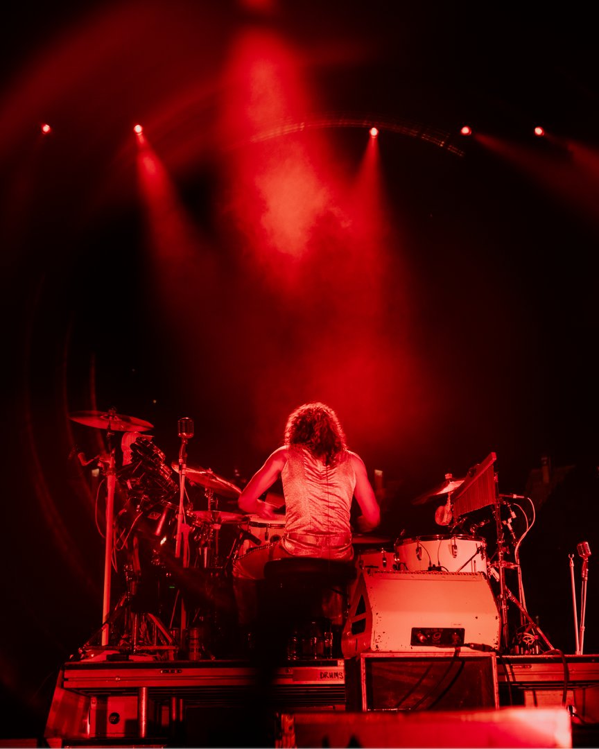 GretaVanFleet's tweet image. This evening, we take the stage at @ShakyKneesFest in Atlanta! See you soon.