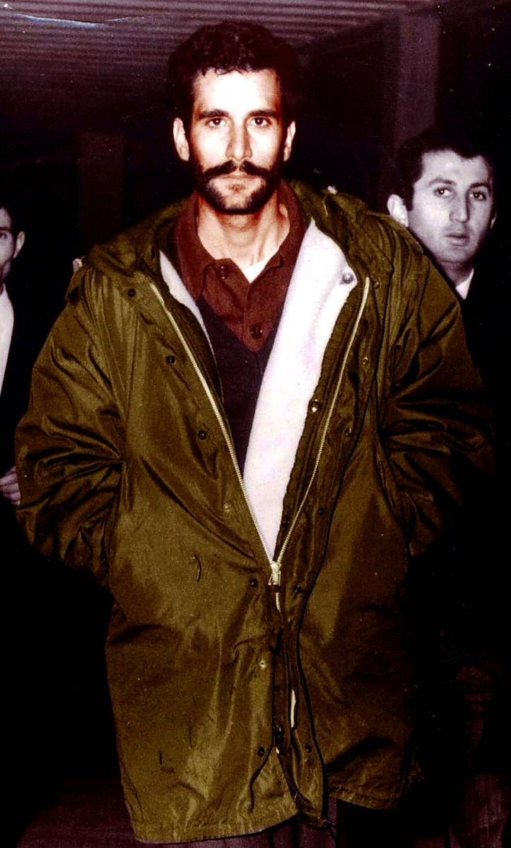 24 yaşında düşünceleri için canını hiçe sayan Denizlerden şimdiki gençliğe... Çok şey kaybetmişiz nur içinde yatın 🤲
#denizgezmis #6Mayıs