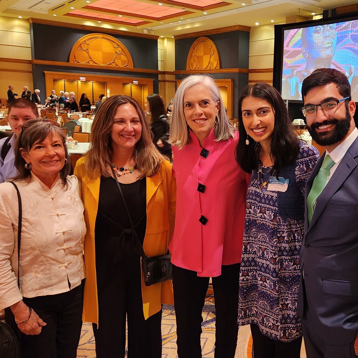 YoungDemsofWill's tweet photo. Representing Will Co. at @janschakowsky Luncheon! It was inspiring getting to me so many leaders, and hear about how they're protecting our rights and building a nation founded on Liberty and Justice for ALL.
#YoungDemsOfWill #ThePowerOfWill #YoungGetsItDone https://t.co/WRqe6Vjigw