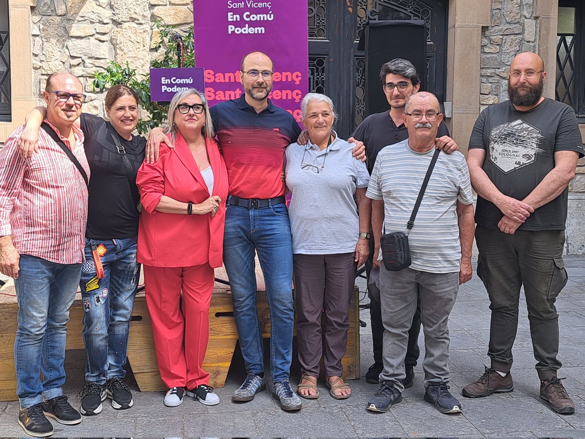 melibarberor's tweet photo. A la presentació de l'alcaldable Rosa Ma Ruisánchez (@Ruisanchezrosa) de #MEScat i el número 2 Oscar Munuera d'#EnComú per la candidatura #SVicençEnComúPodem. Un gran tàndem disposat a treballar pls veïns amb "il·lusió, força i passió" Sort i encerts!
@MovEsquerresCat 
@ComuSant https://t.co/yUAmW1ktY2