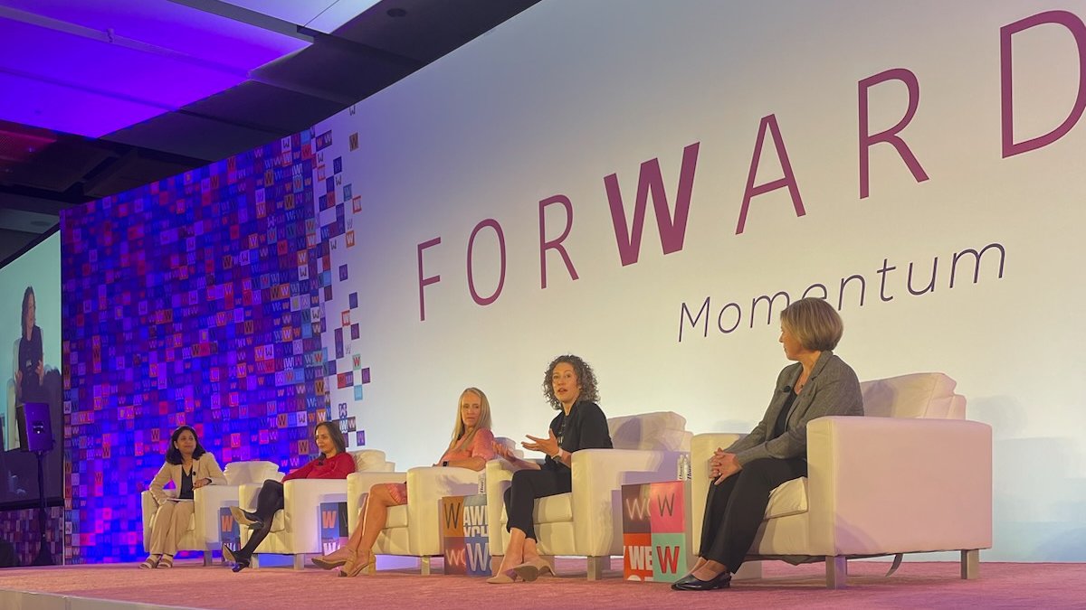 The rapidly evolving technology landscape provides opportunities for the next generation of women to step up. Today at #AHLAForWard, @WeAreActabl’s Anupama Sharma spoke with leading women in tech from @HargroveInc, @AimHosp, @DIRECTV, and @Loews_Hotels about how their…