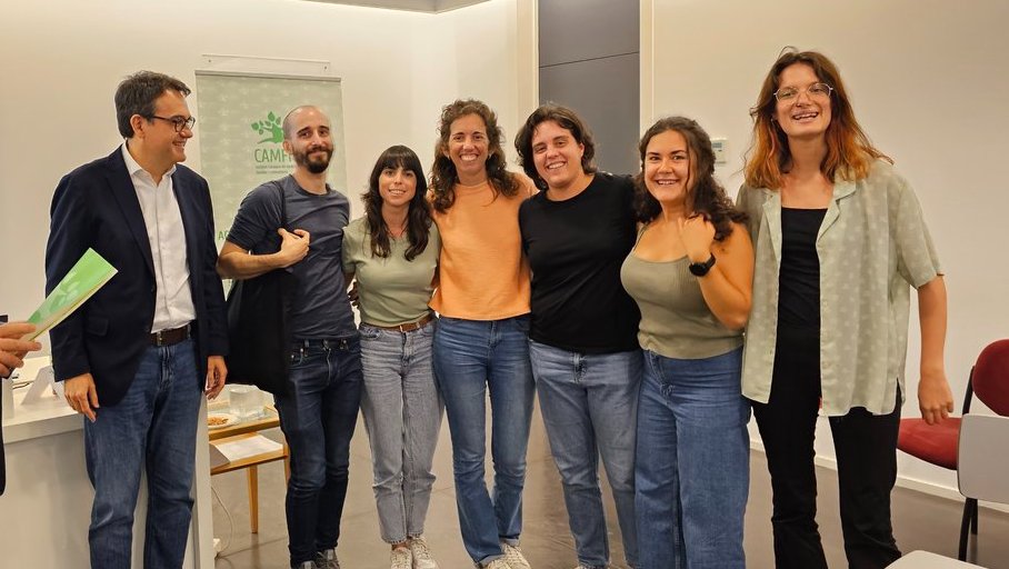 Un projecte per millorar el cribatge de VIH a l'atenció primària rep el segon premi de III Jornada de Recerca de Residents de Medicina Familiar i Comunitària de la <a href="/CAMFiC/">🌳CAMFiC</a> 
Està elaborat per #ResidentsAPBCN de #CAPChafarinas, #CAPMontcada, #CAPLesIndianes i del #CAPTrinitatVella