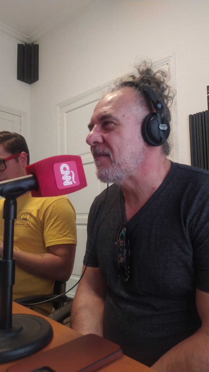 Feliz día del enólogo <a href="/MarcePelleriti/">Marcelo Pelleriti</a> !!! Gracias por estar en #DeDiez <a href="/CNNRadioMendoza/">CNN Radio Mendoza</a>