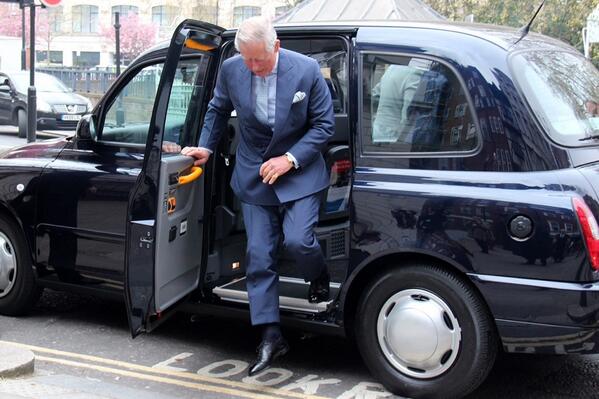 londontaxi_pr's tweet photo. When it comes to choosing a safe form of public transport, who are we to argue with a royal seal of approval?
Enjoy the Coronation this weekend and travel safely. 
Licensed London Taxis. 
The right royal choice. 
#safetaxis #travelsafely #hailit #Coronation2023 https://t.co/1UJPRoavIy