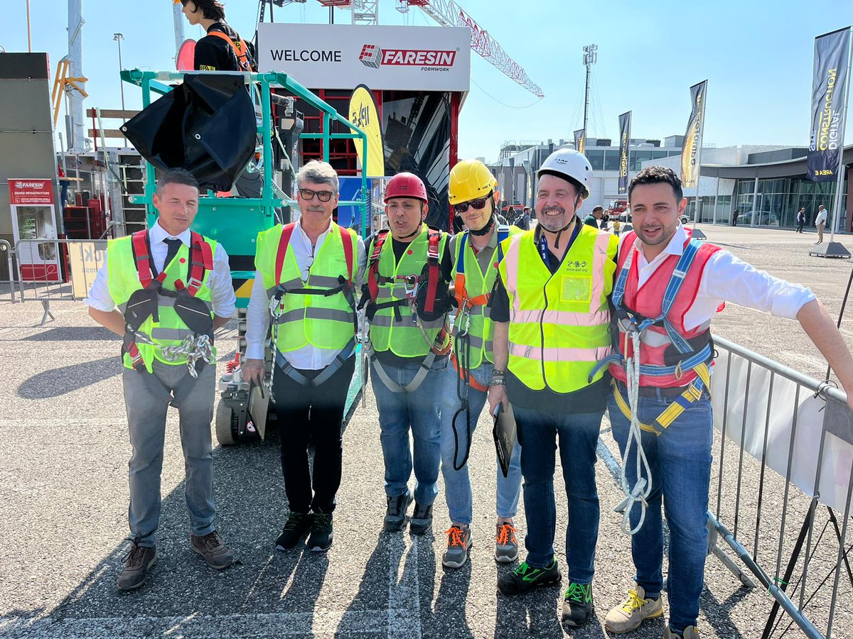 IPAForg's tweet photo. This week IPAF are exhibiting at Samoter. As well as being an exhibitor, the IPAF  also ran the practical part of the IPAF Instructors PDS.  The IPAF Italia team will be at the show this Saturday and Sunday, so if you're there, visit the IPAF Stand in Area F. https://t.co/cKGSxHfsK1