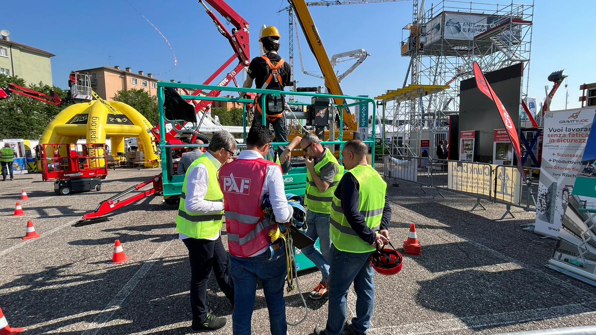 IPAForg's tweet photo. This week IPAF are exhibiting at Samoter. As well as being an exhibitor, the IPAF  also ran the practical part of the IPAF Instructors PDS.  The IPAF Italia team will be at the show this Saturday and Sunday, so if you're there, visit the IPAF Stand in Area F. https://t.co/cKGSxHfsK1