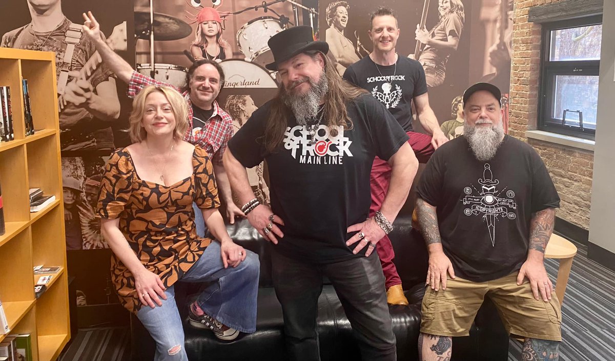 School of Rock tweet media