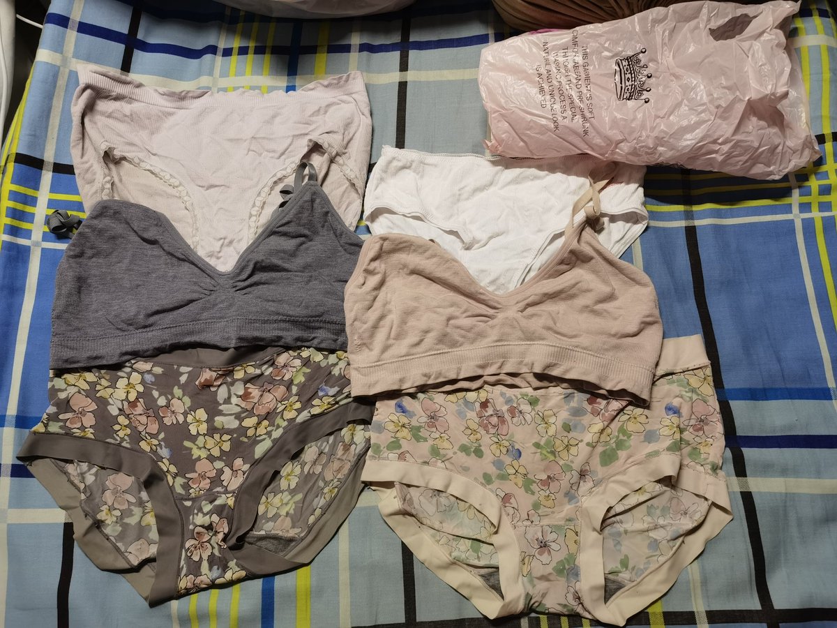 link8675's tweet photo. 紧跟上一条更新 #原味內衣褲 #原味卖家 #原味商品 #女生宿舍 #女大学生 #丝袜原味 https://t.co/TFnLTelwJm