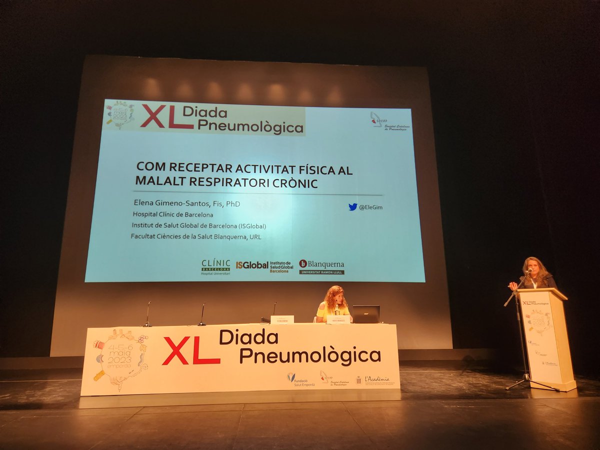 Cómo recetar actividad física en los pacientes con enfermedades respiratorias crónicas. Masterclass de Elena Gimeno Santos (<a href="/EleGim/">Elena Gimeno-Santos</a> ) con auditorio completo!
Elena también es profesora de nuestro equipo 
#diadacatalana #enfermeriarespiratoria #fisioterapiarespiratoria 
<a href="/socapnet/">SOCAP 🫁</a>