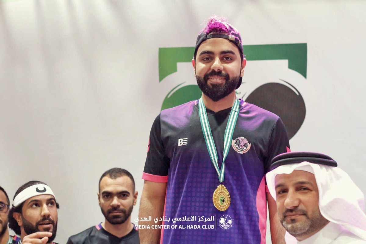 ALHADA_CLUB's tweet photo. 🏓| أبطال الدوري والكاس .. وتاروت فيكم رافعه الراس 💪🏻 💪🏻

ماذا تقول لنجوم " طاولة الوردي " في الموسم التاريخي؟!٠

💖🤍💜

#نادي_الهدى | #جزيرة_تاروت https://t.co/3JTPGURg6n