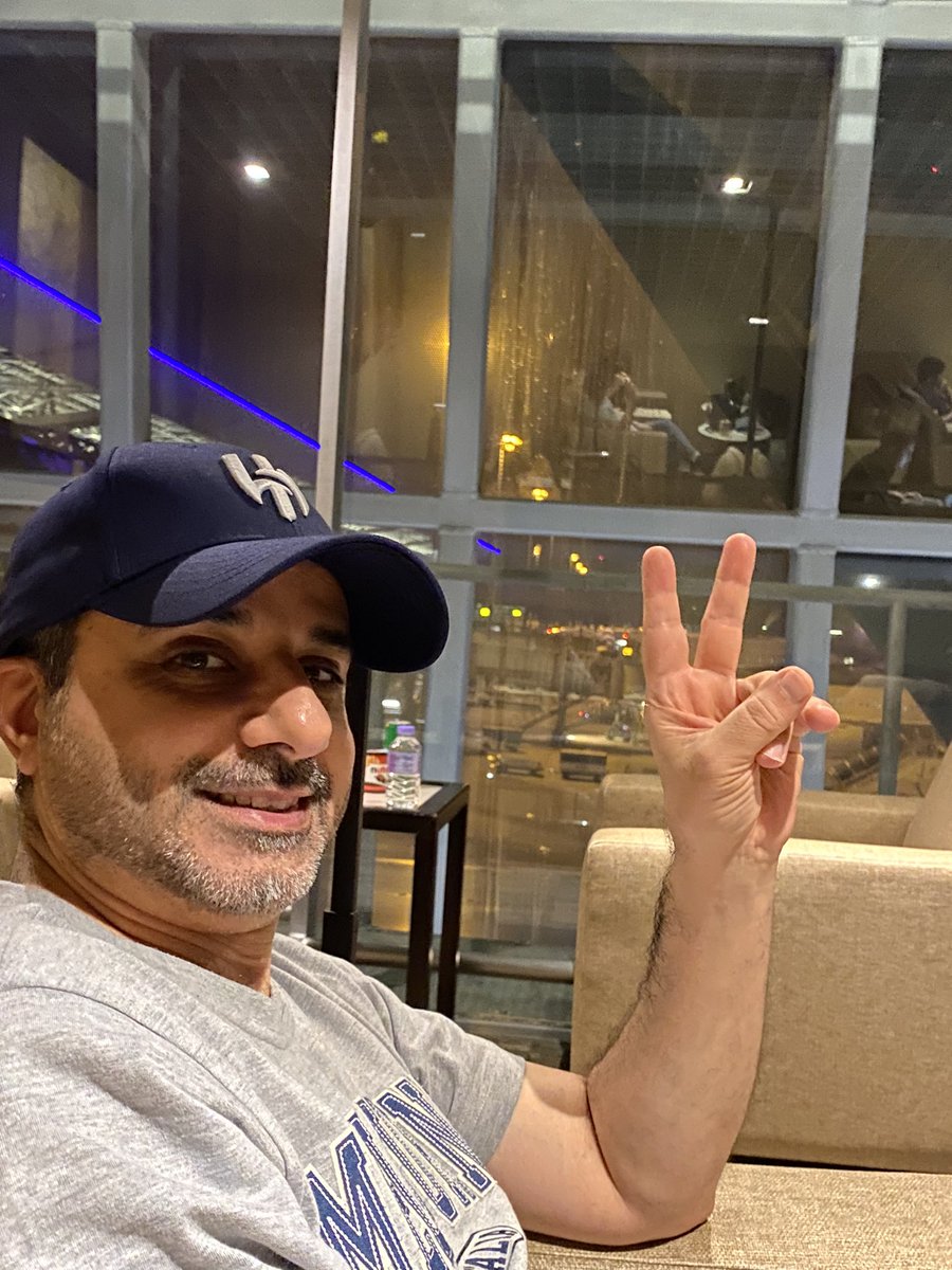 aalzarah's tweet image. في الطريق ✈️
إلى الهلال 
ومجد رياضي جديد 💙

ونرفع اسم #السعودية 
في محفل رياضي عالمي

الله لا يخيب رجانا 💙💙💙

#اوراوا_الهلال