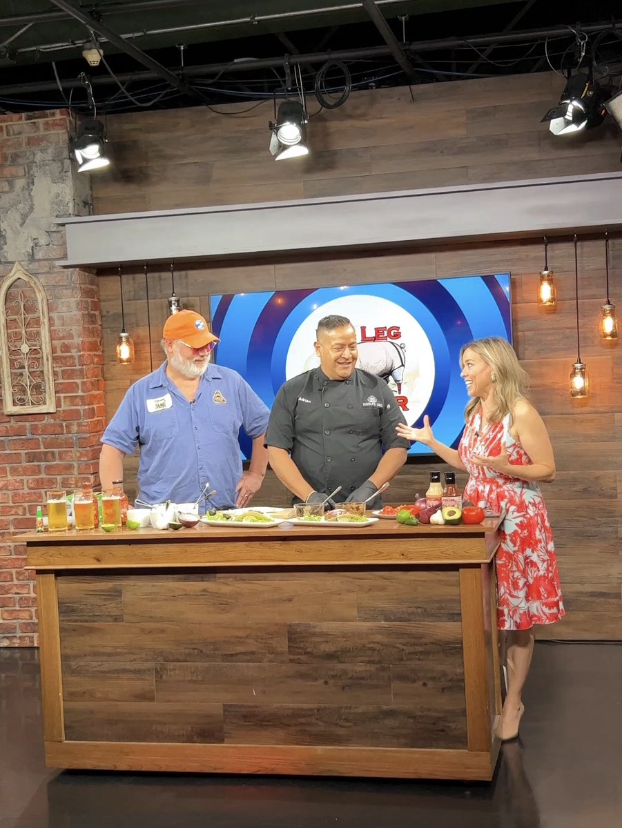 SmokingOasis's tweet photo. TACO bout a great time this morning on @TODAYINNASH ๐ฎ๐ฎ๐ฎ Tune in later to hear about our #CincoDeMayo party tonight at the Oasis ๐
Texas Taco Trios by our BBQ fam Adrian Davila with @DavilasBBQ! Party starts at 6! We will also have frozen margs and #michaladas ๐บ๐บ๐บ https://t.co/Eq3cqnlnji